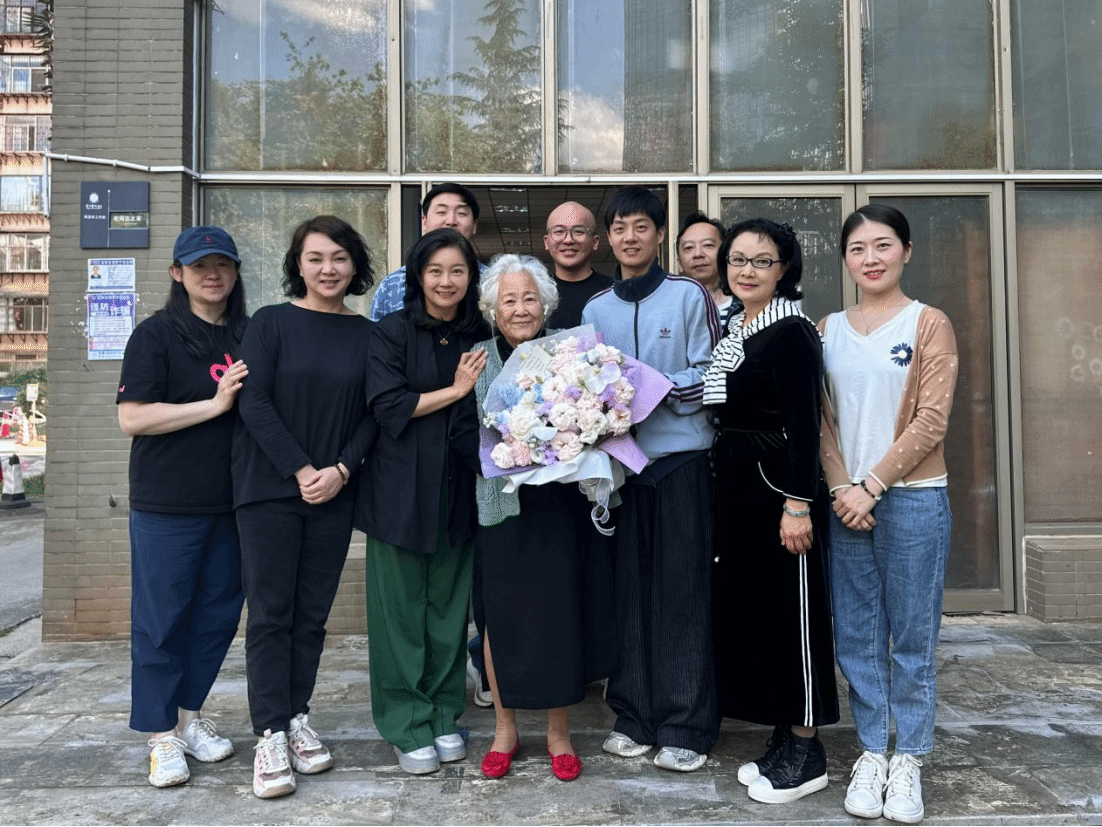 薪火相传守初心 师道匠心育桃李——戏剧学院表演系开展师德师风主题交流活动