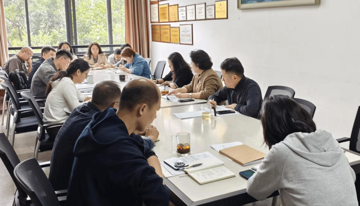 落实每一件，检查每一间  ——戏剧学院开展双节前安全大检查